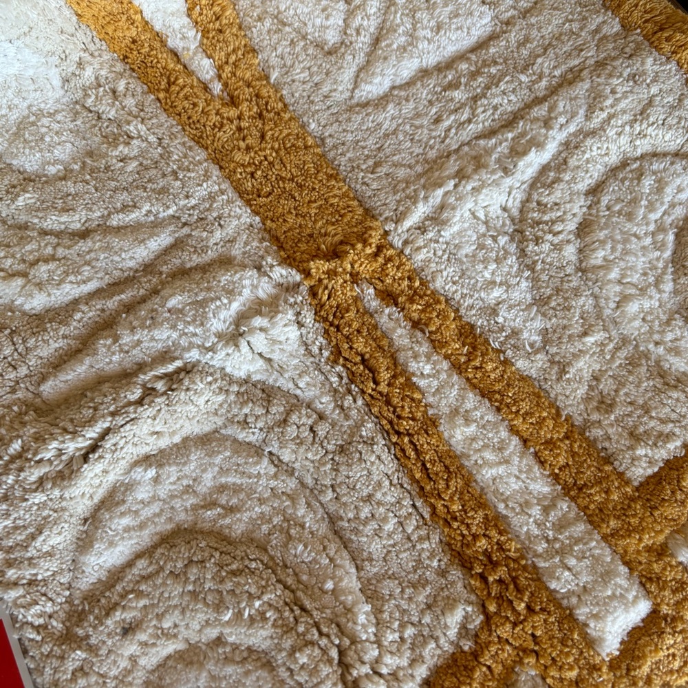 Butterfly Bath Rug - Picture 3 of 7